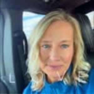 Meet your Posher, Nikki